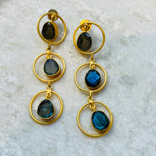 Load image into Gallery viewer, Bailey Earrings