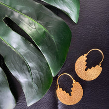 Load image into Gallery viewer, Amara Earrings