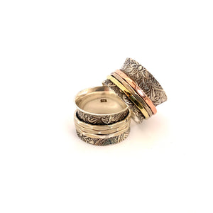 Sheesha Spinner Ring