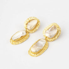 Load image into Gallery viewer, Rafaela Earrings